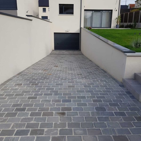 ALLEE-RAMPE-DE-GARGE-TERRASSE-AP-1-1