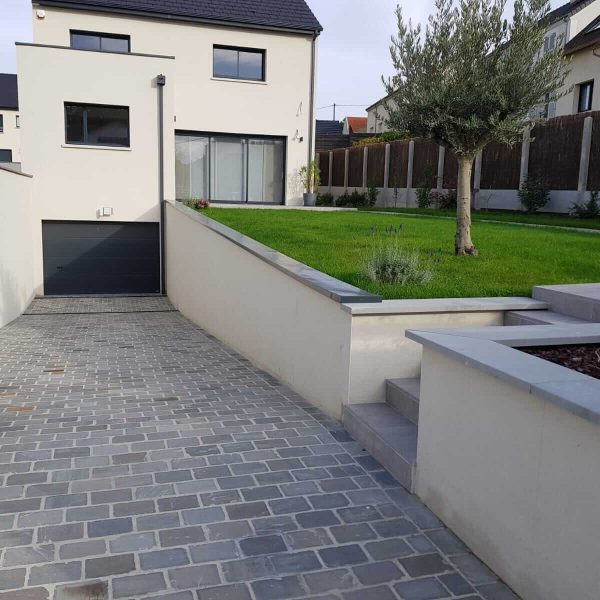 ALLEE-RAMPE-DE-GARGE-TERRASSE-AP-5