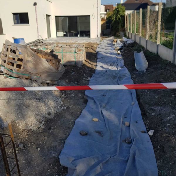 ALLEE-TERRASSE-RAMPE-DE-GARAGE-2-AVANT-