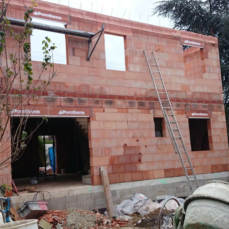 LCTB-Montage-des-murs-en-briques-mono-scaled